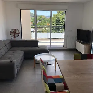 Appartement T3 Neuf Sur Les Toits Avec Terrasse, Hyères