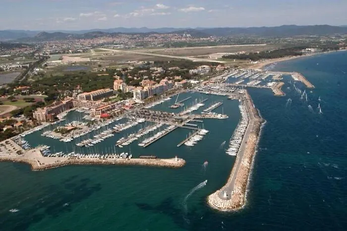 Joli Appartement Tout Confort Hyeres Apartment