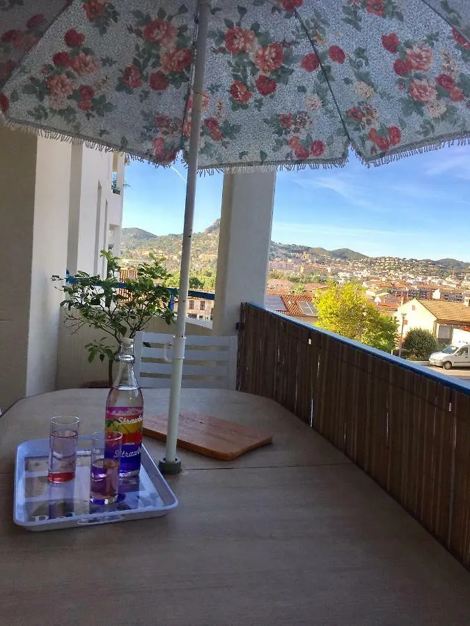 Joli Appartement Tout Confort Hyeres 0*,